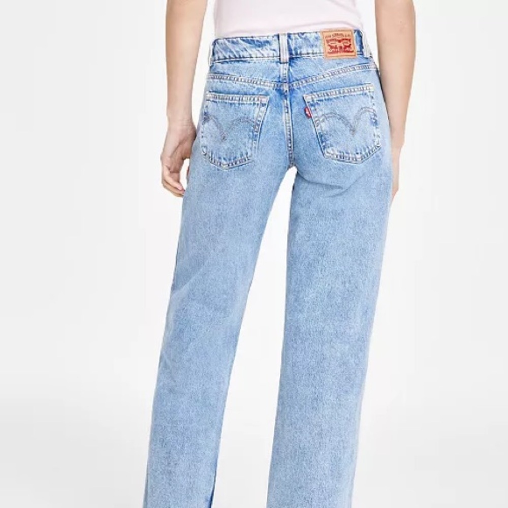 levi’s size 28 jeans.